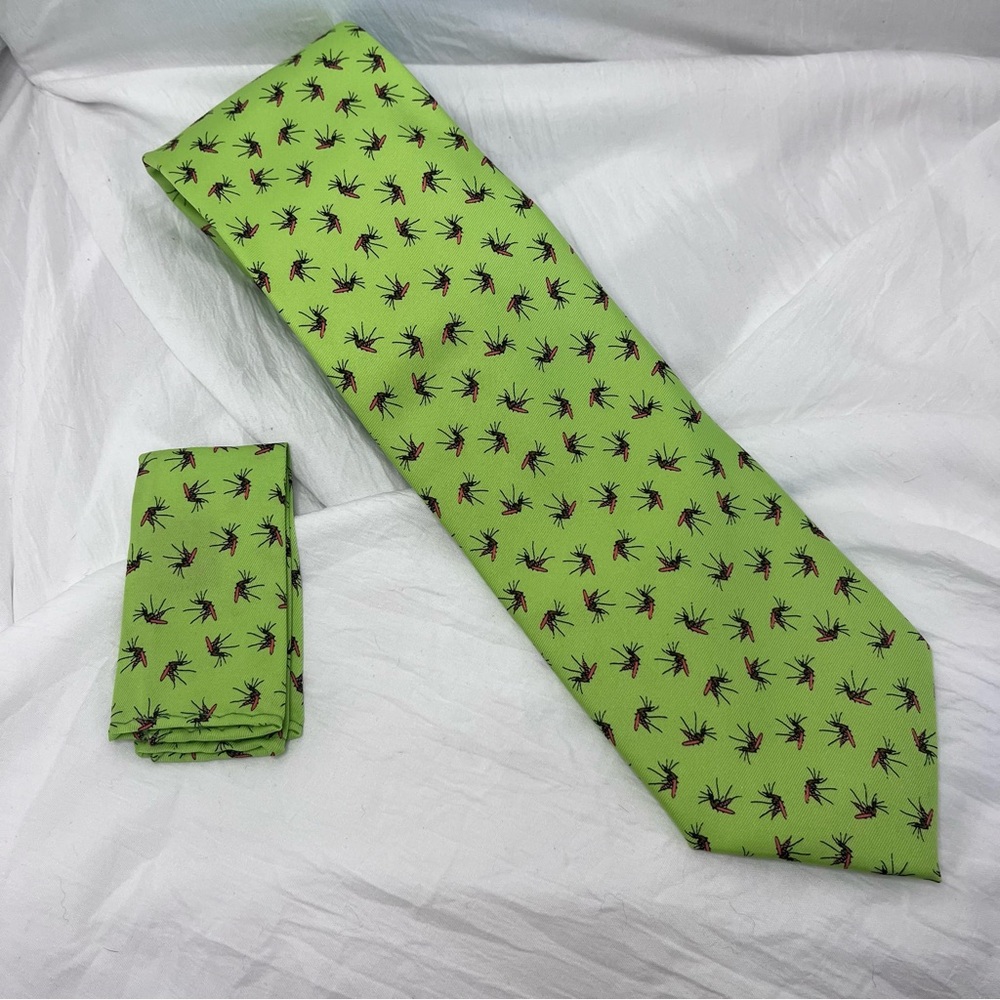 Men’s Ferrecci Lime Green W/ Mosquito Print Neck Tie W/ Pocket Square